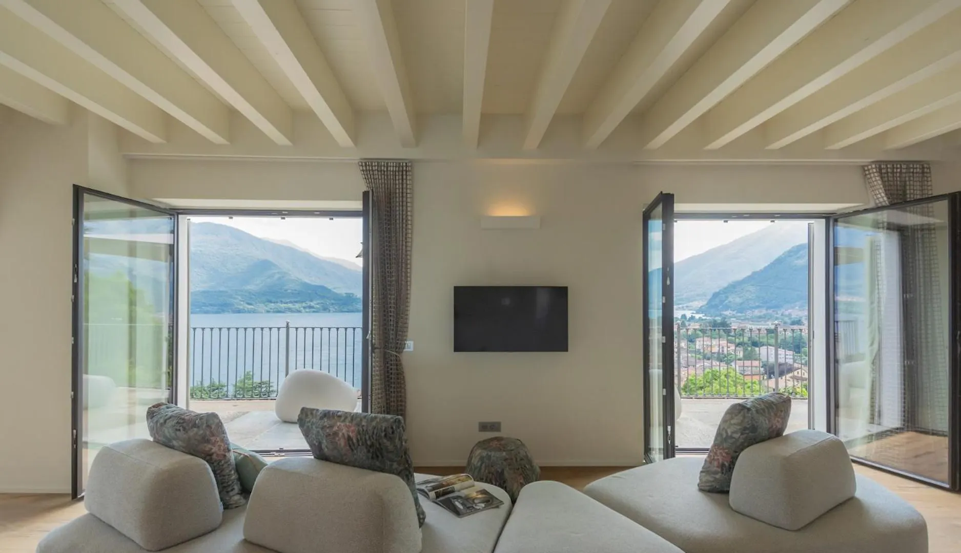Villa Donatella With Private Spa & Infinity Pool By Rent All Como Gravedona